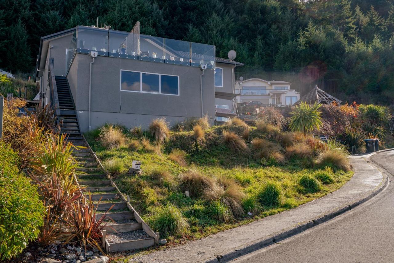 Awesomely Ambient Apartment Queenstown